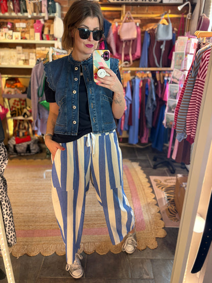 Striped Barrel Leg Trousers