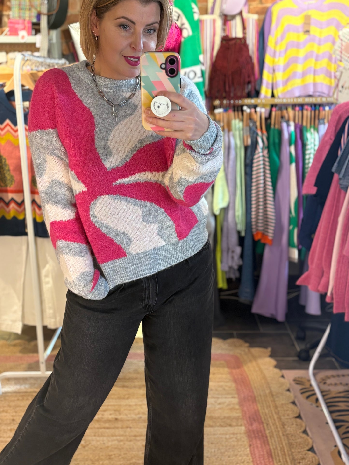 Abstract Cosy Jumper Pinks