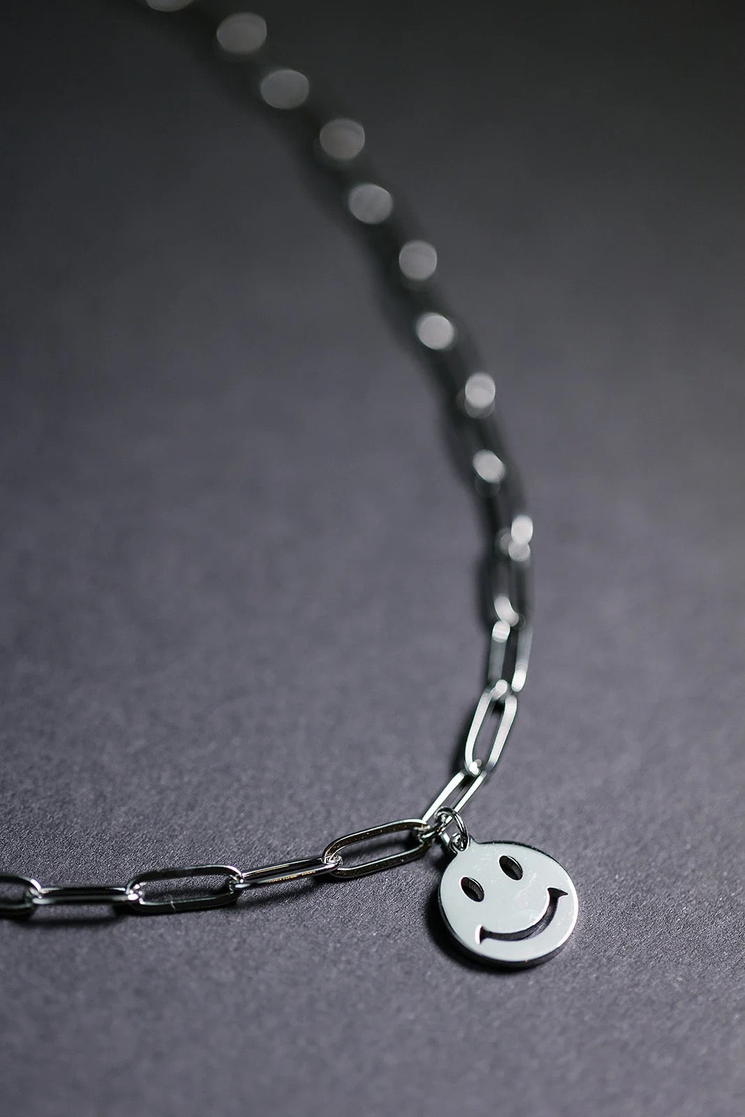 Fine Links Smile Necklace