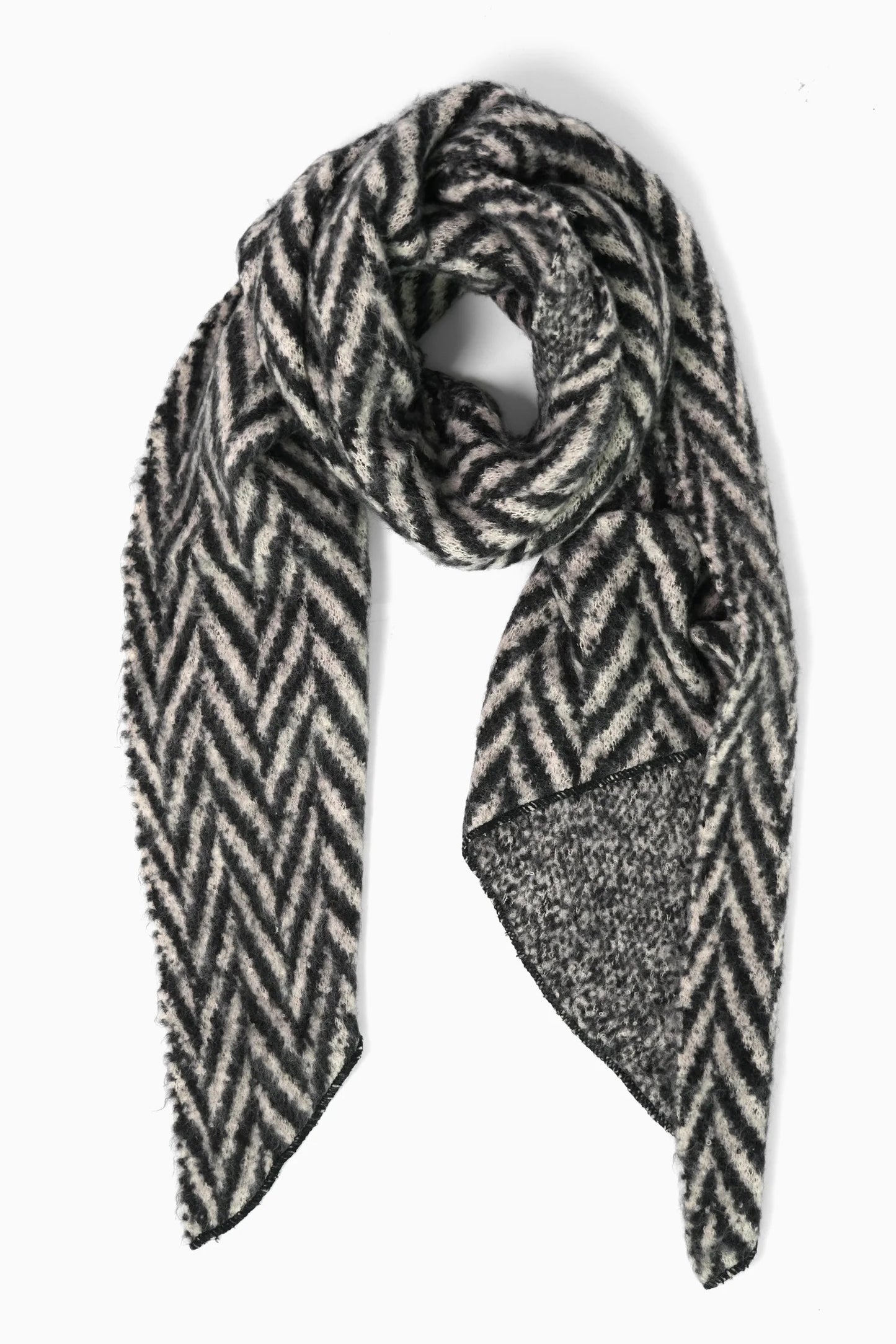 Chevron Asymmetric Snuggle Scarf | Black